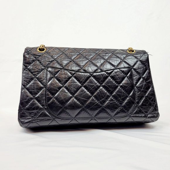 Chanel 2.55 Reissue Double Flap Shoulder Bag - Picture 3 of 7
